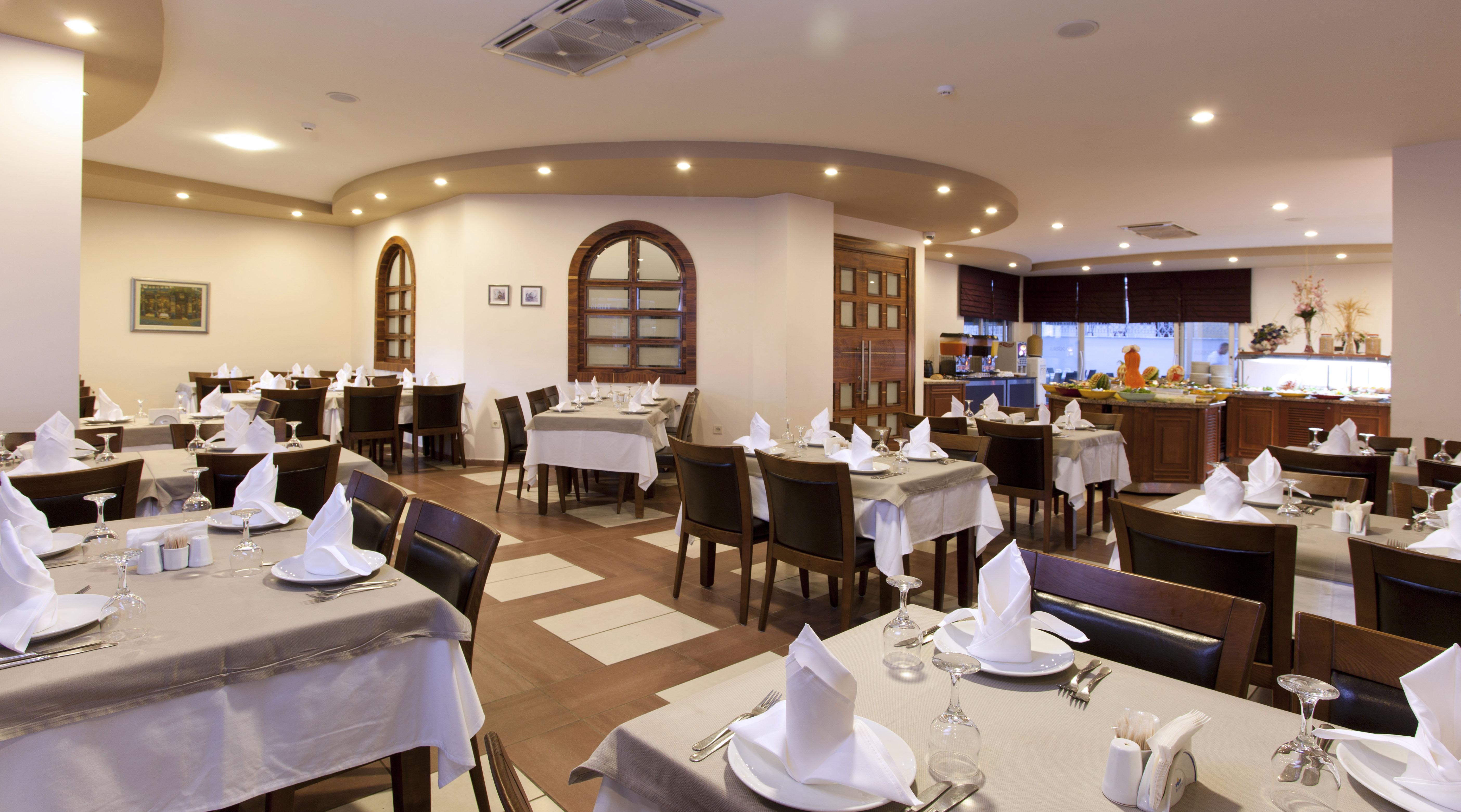 Xperia Grand Bali Hotel (Adults Only) Alanya Bagian luar foto