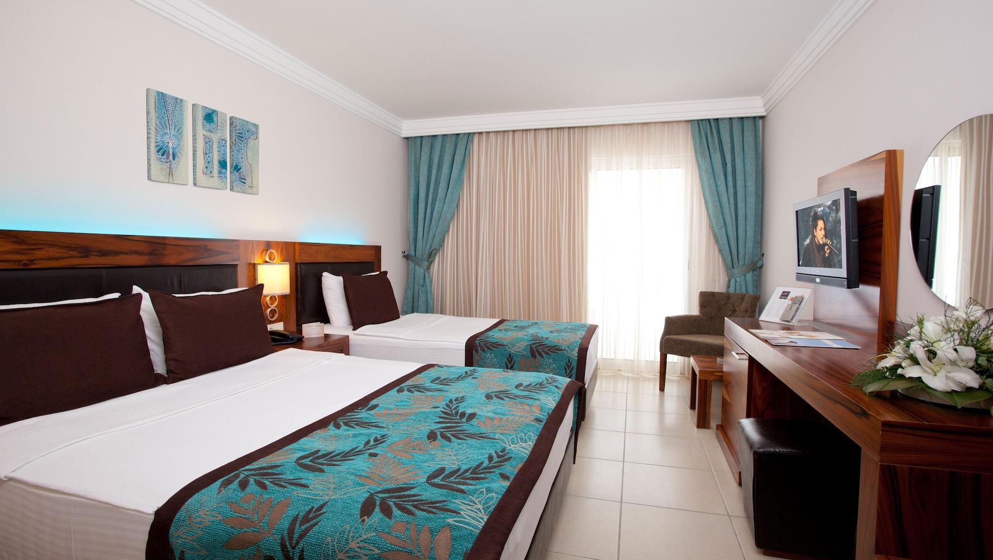 Xperia Grand Bali Hotel (Adults Only) Alanya Bagian luar foto