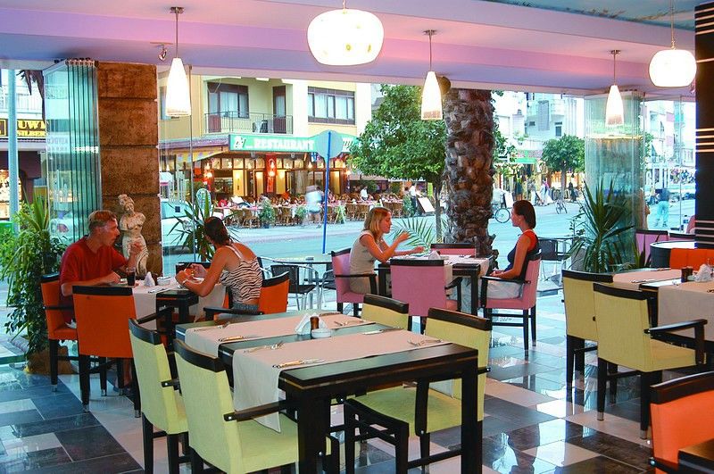 Xperia Grand Bali Hotel (Adults Only) Alanya Bagian luar foto